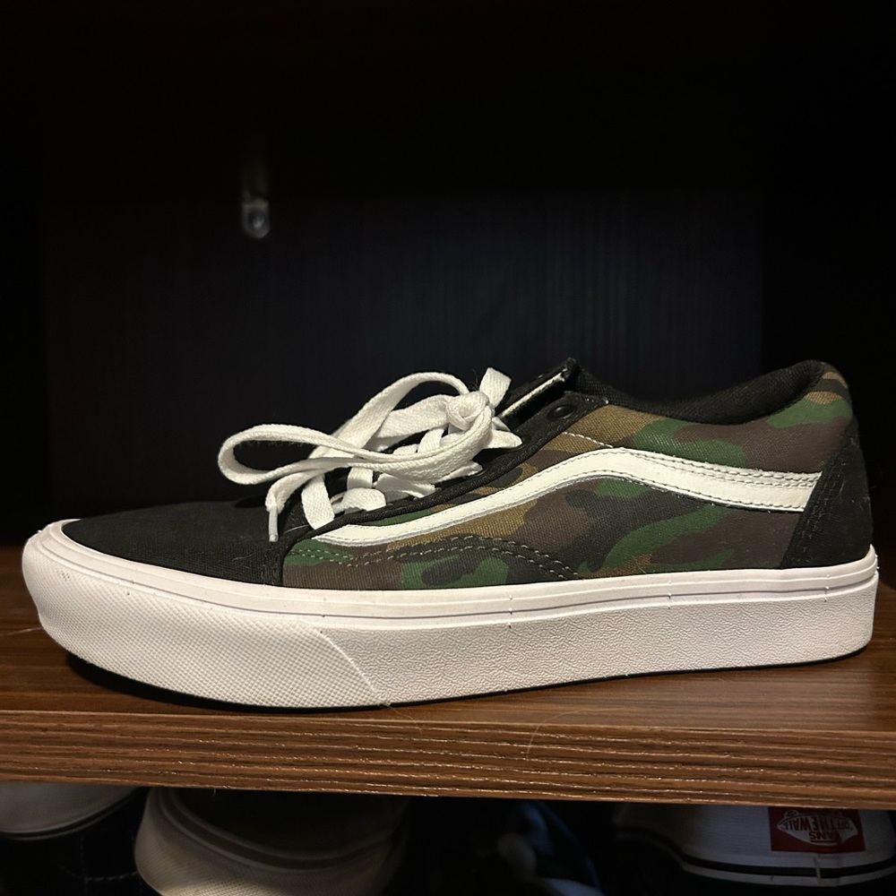 Camouflage Vans